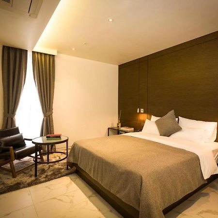 Trang Blue Hotel Сеул Екстер'єр фото