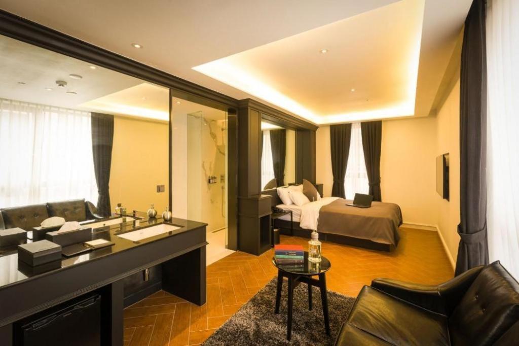 Trang Blue Hotel Сеул Екстер'єр фото