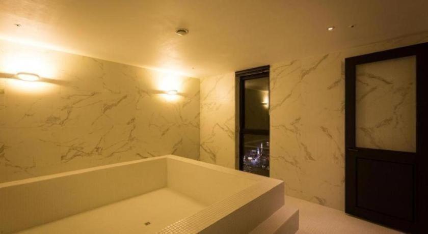 Trang Blue Hotel Сеул Екстер'єр фото