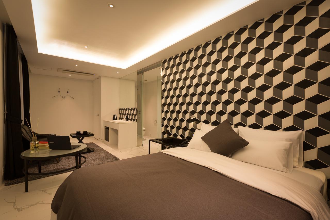 Trang Blue Hotel Сеул Екстер'єр фото