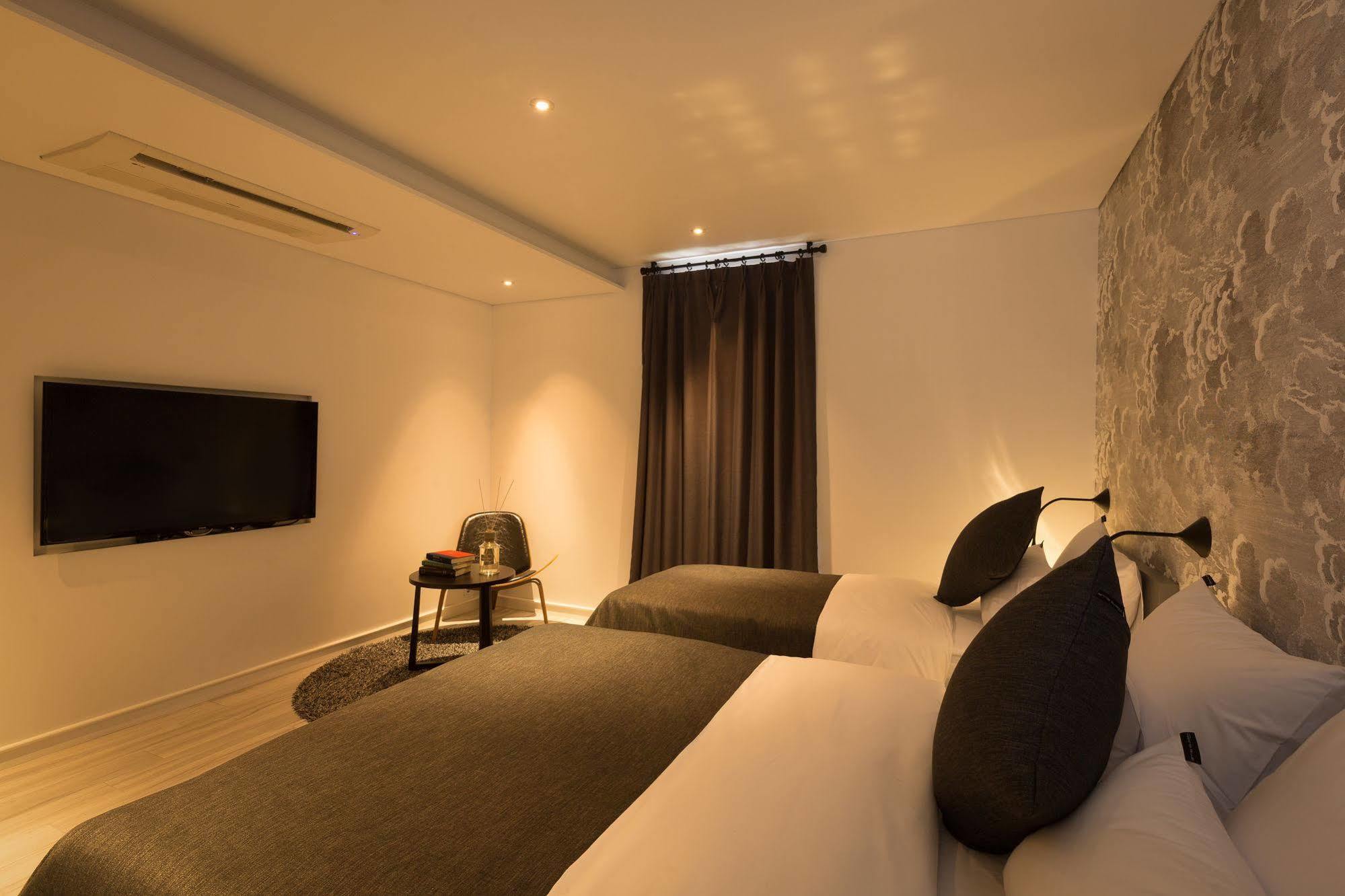 Trang Blue Hotel Сеул Екстер'єр фото