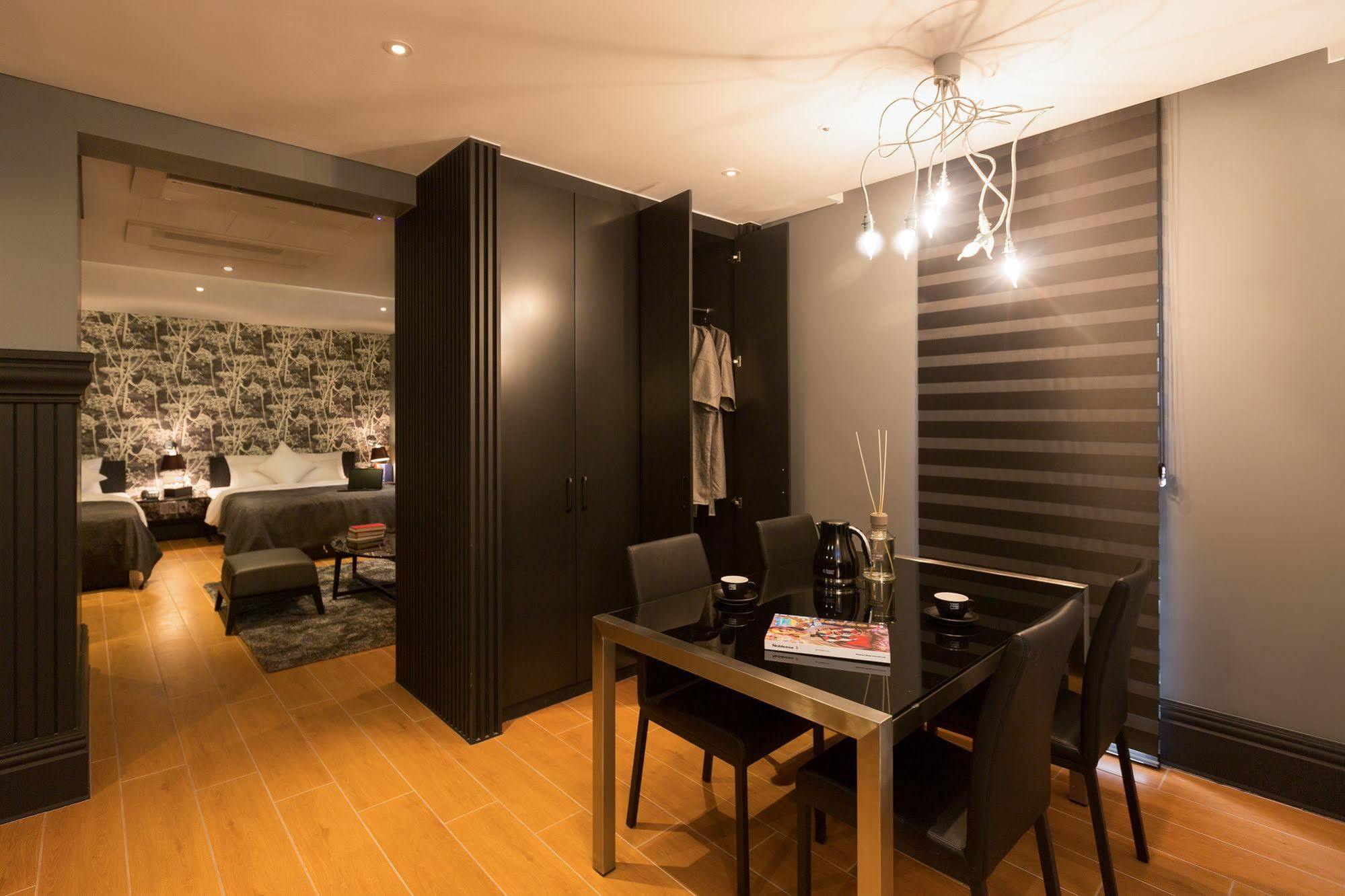 Trang Blue Hotel Сеул Екстер'єр фото